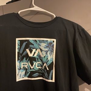 Men’s RVCA tee shirt size medium